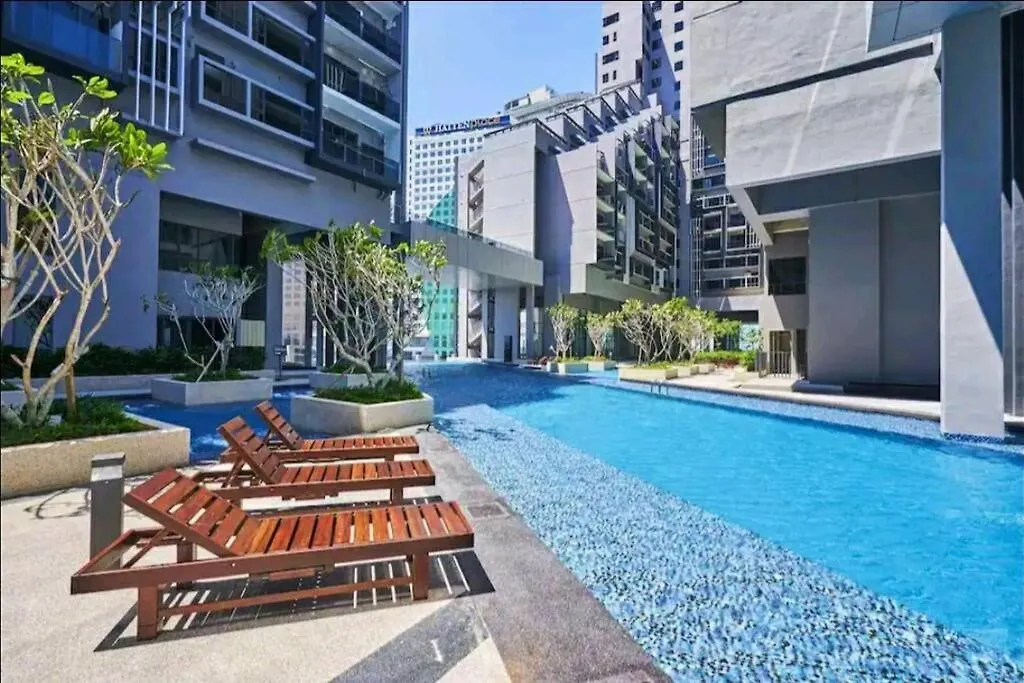 Seaview#Warmth#Netflix#Privatebathtub#Seasideluxurycondo#Imperioresidence Malacca Malaysia